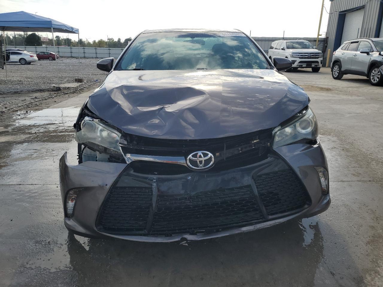 2015 TOYOTA CAMRY
