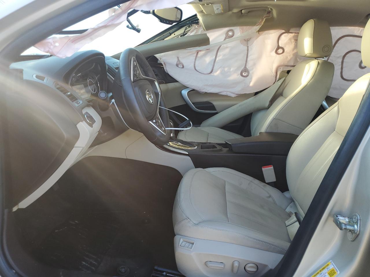 2016 BUICK Regal