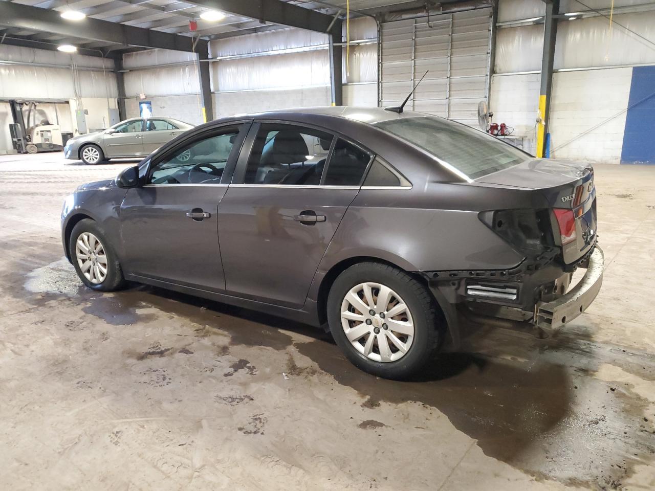 2011 CHEVROLET CRUZE