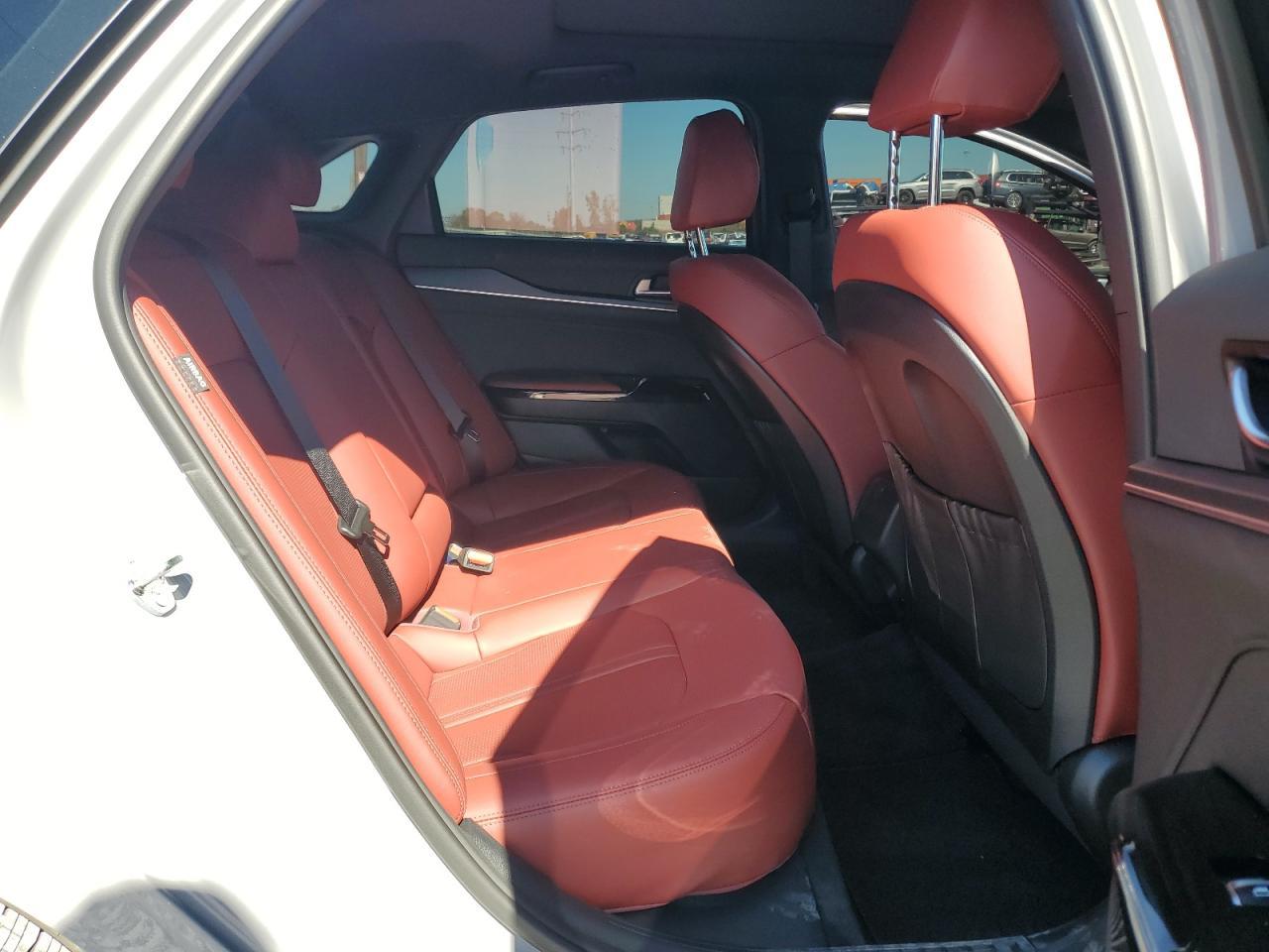 2025 KIA K5