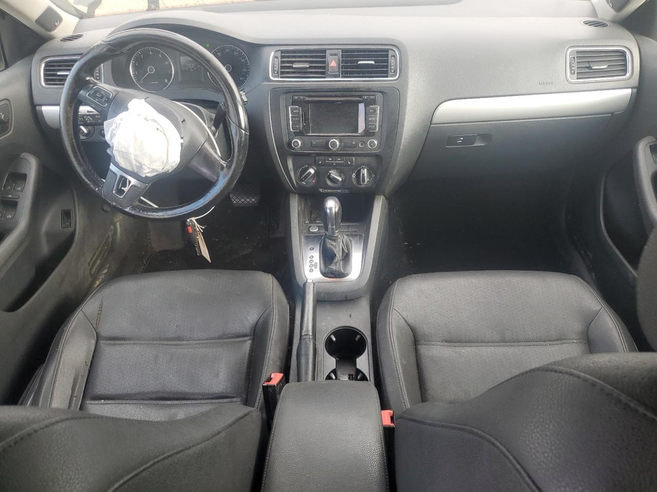 2012 VOLKSWAGEN JETTA