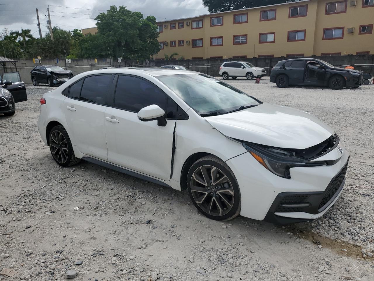2021 TOYOTA COROLLA
