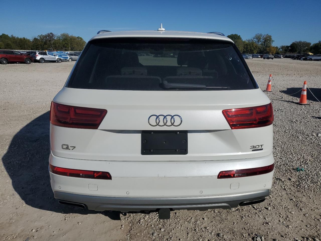 2017 AUDI Q7