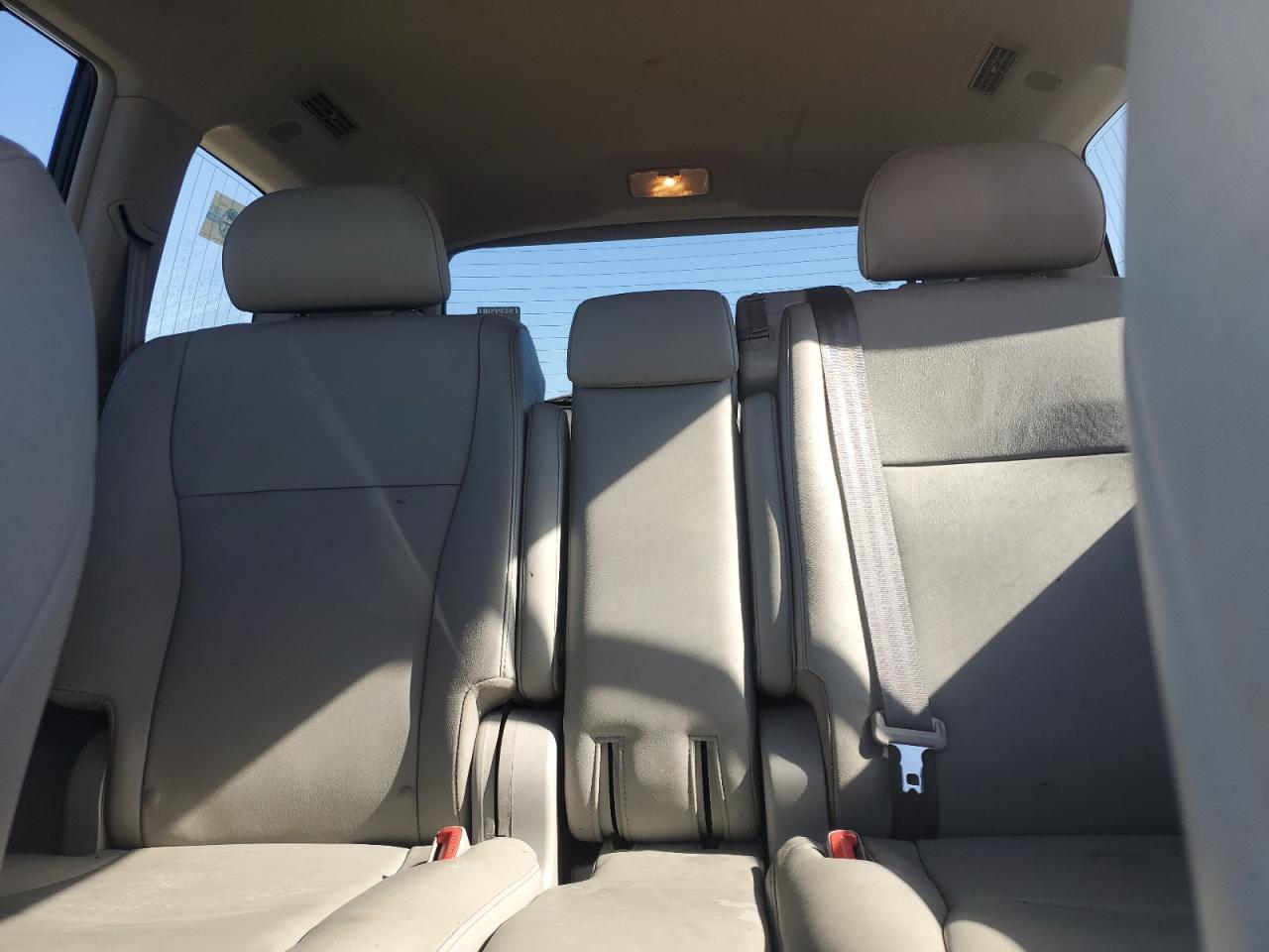 2012 TOYOTA HIGHLANDER