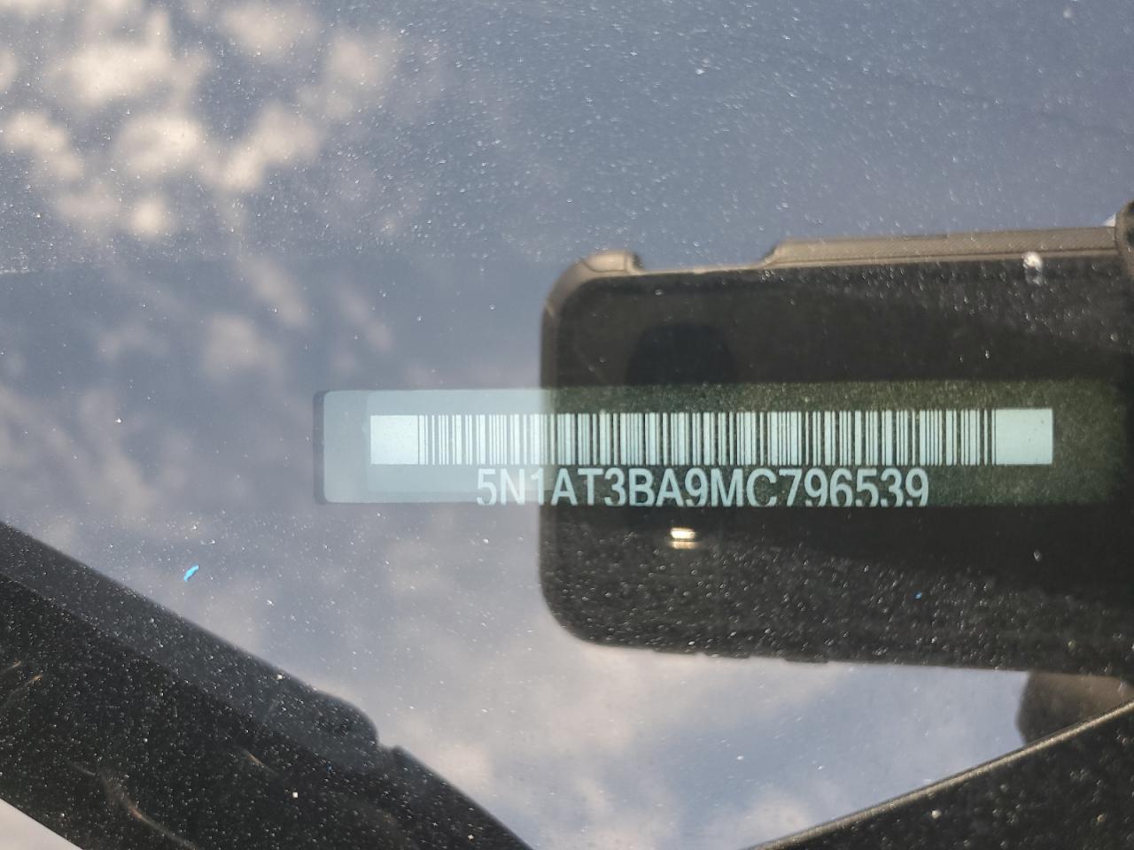 2021 NISSAN ROGUE