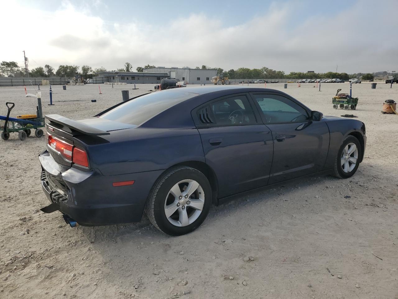 2013 DODGE CHARGER