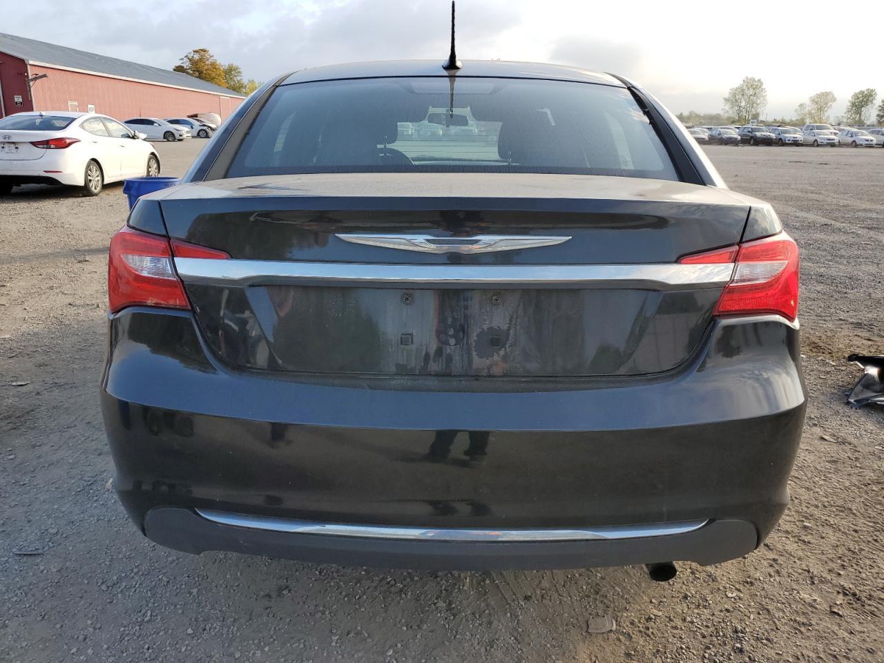 2013 CHRYSLER 200