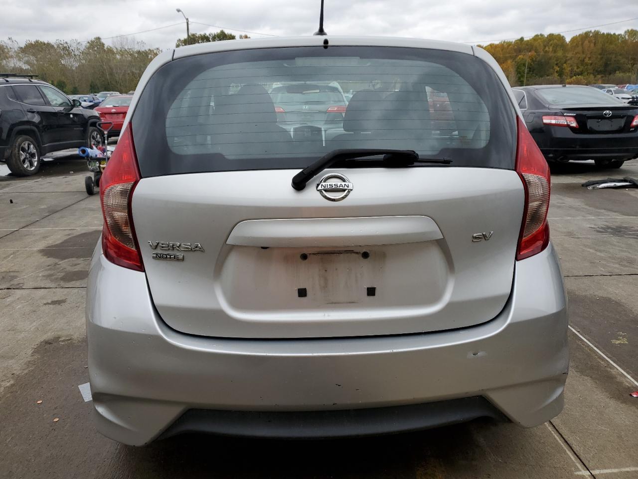 2017 NISSAN Versa Note
