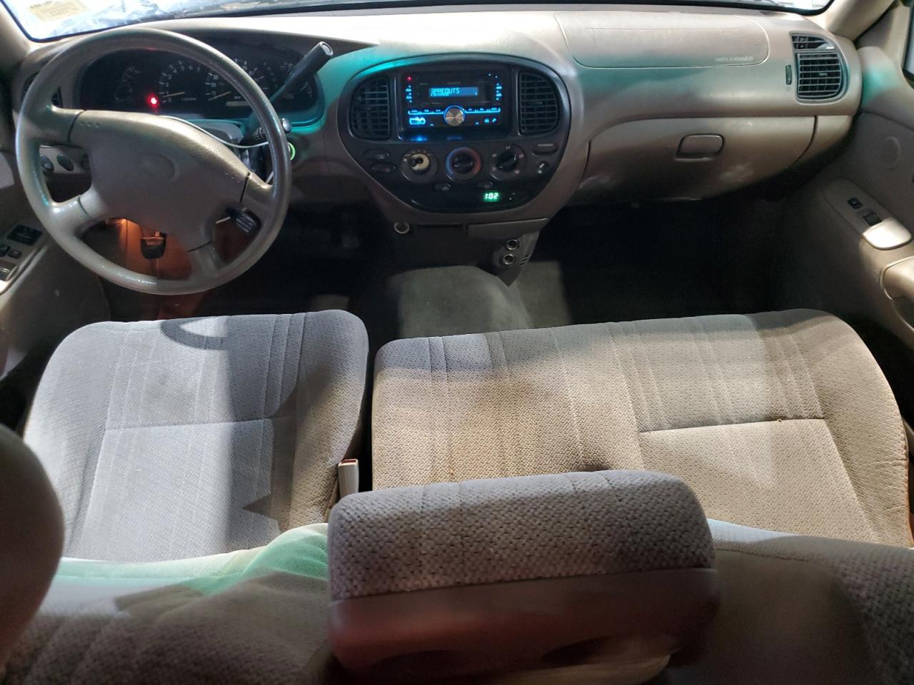 2002 TOYOTA TUNDRA