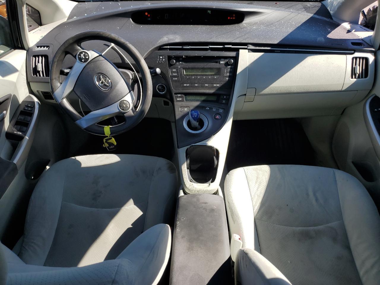 2010 TOYOTA PRIUS