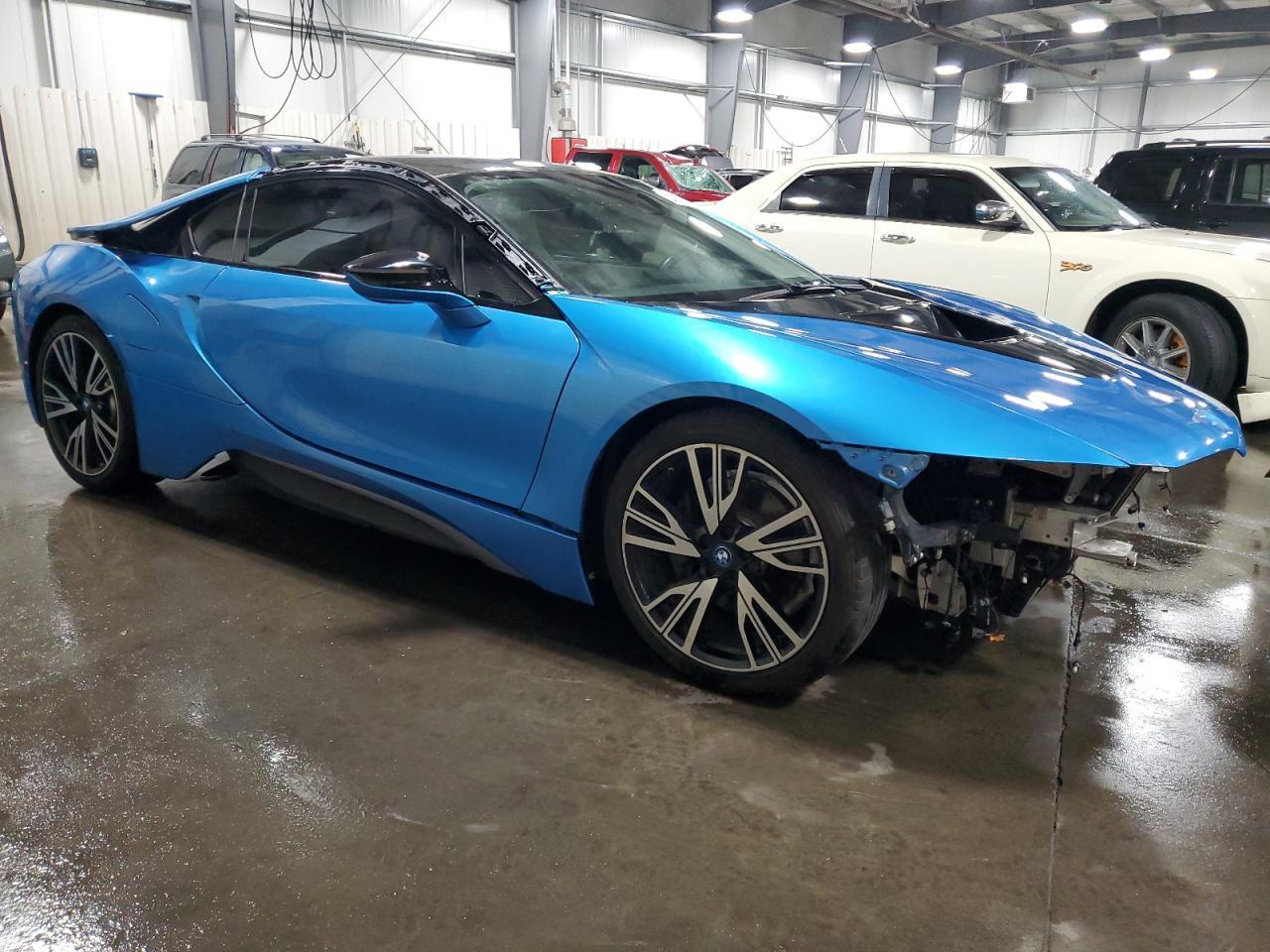 2016 BMW i8