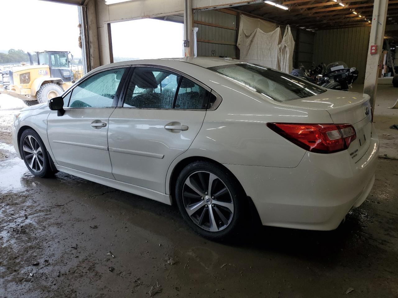 2015 SUBARU Legacy