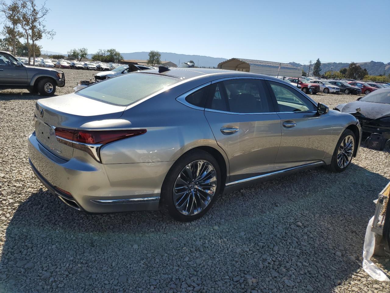 2018 LEXUS LS 500