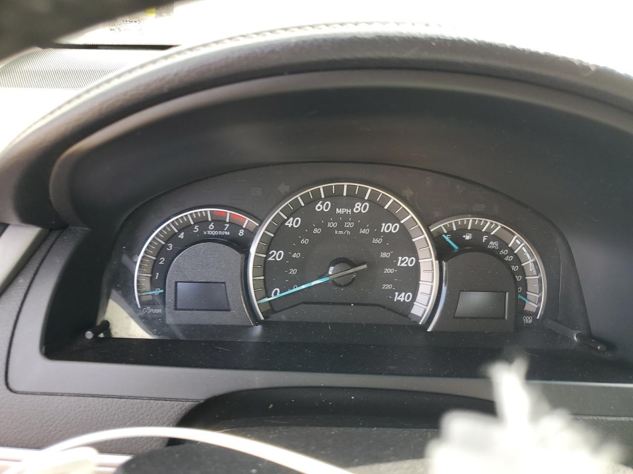2014 TOYOTA CAMRY