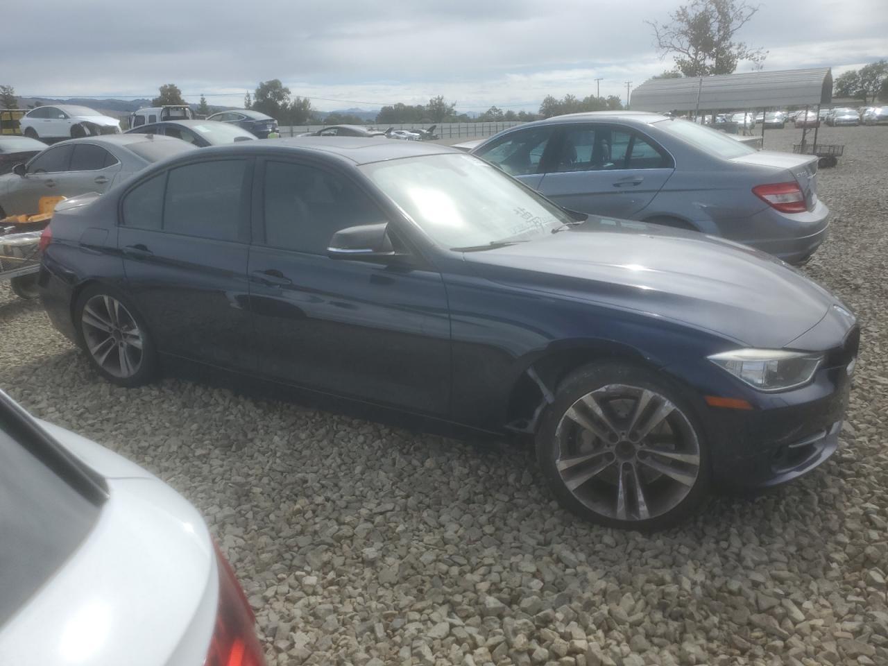 2013 BMW 3 SERIES