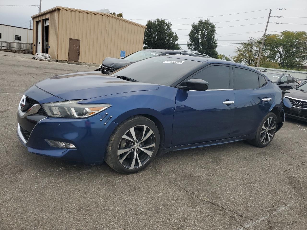 2016 NISSAN Maxima