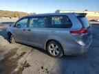 2011 TOYOTA SIENNA
