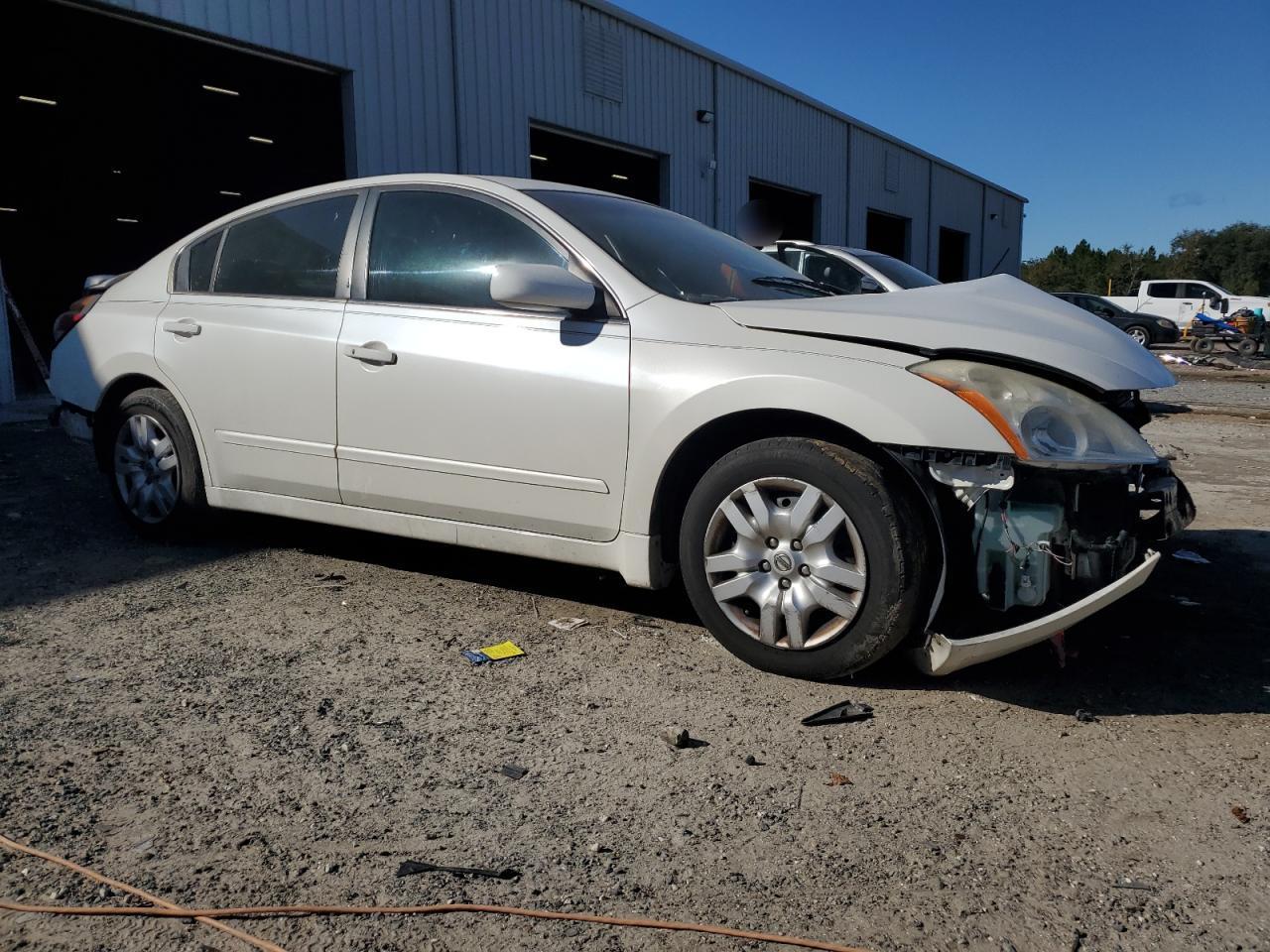 2010 NISSAN Ultima