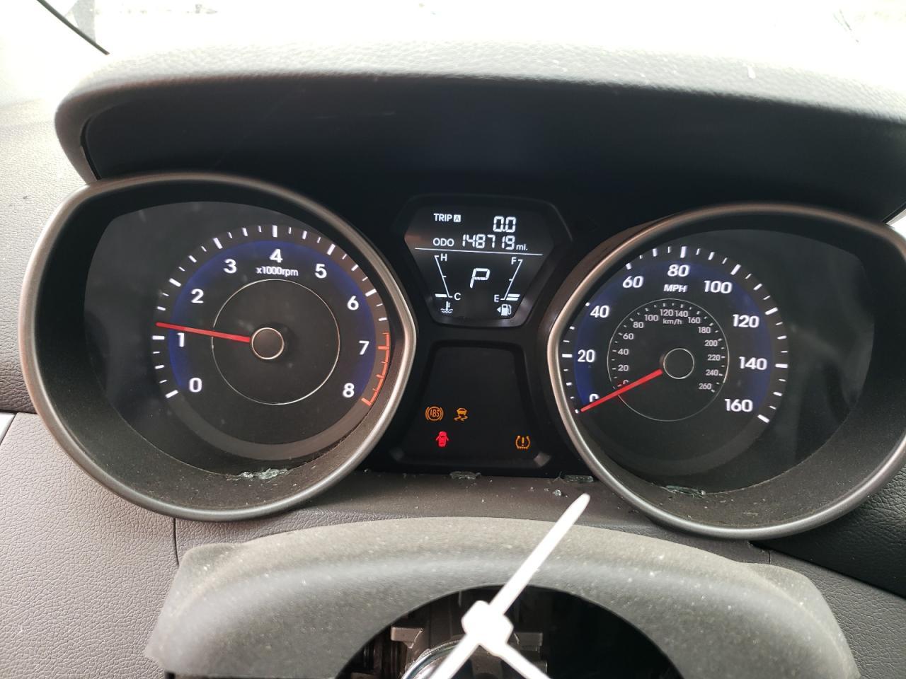 2012 HYUNDAI ELANTRA