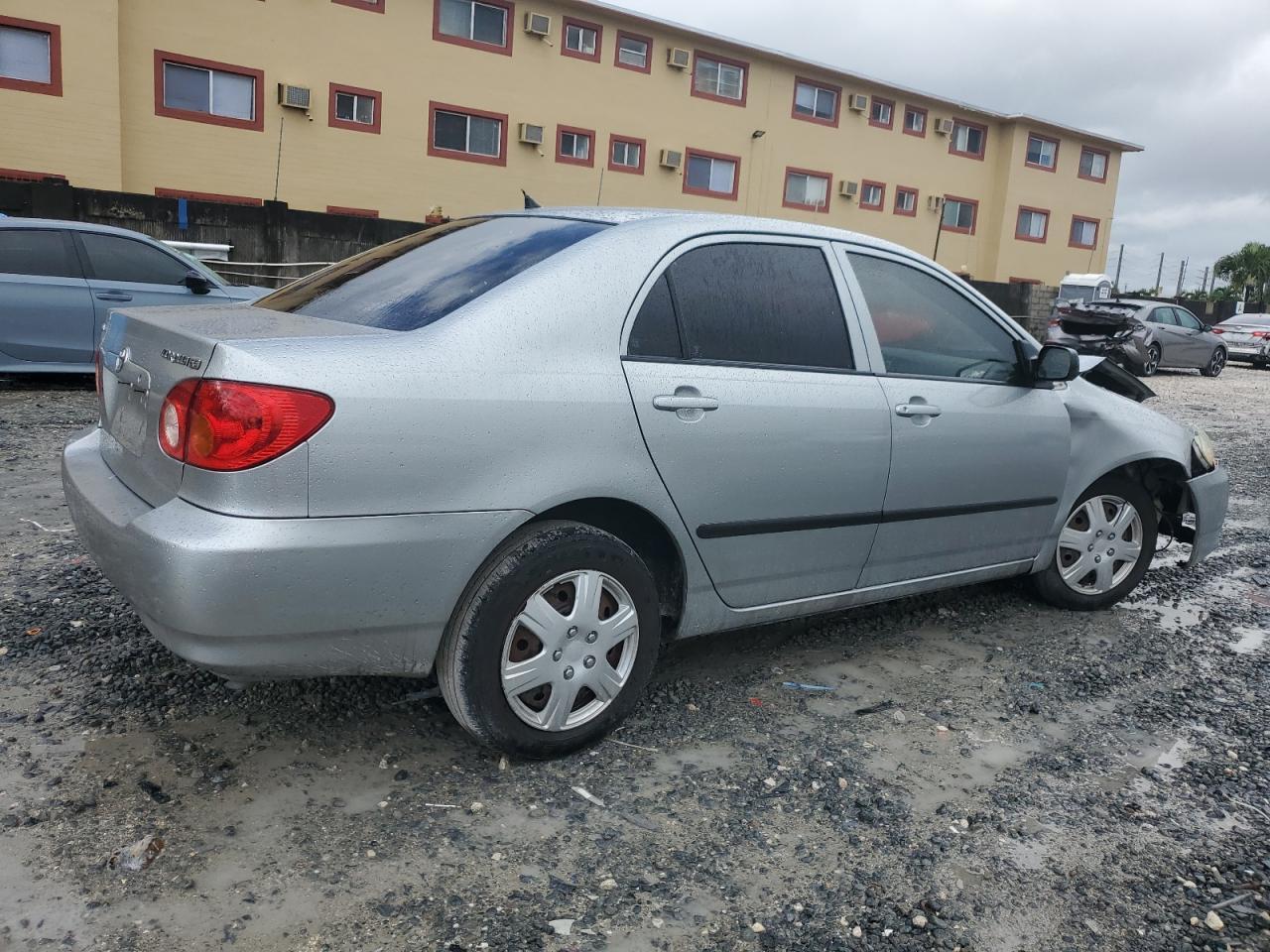 2004 TOYOTA COROLLA