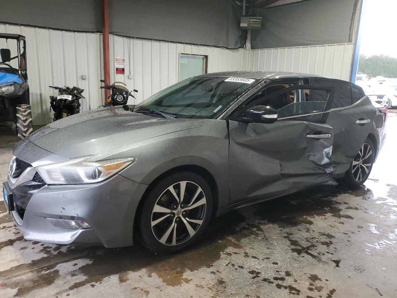 2017 NISSAN Maxima
