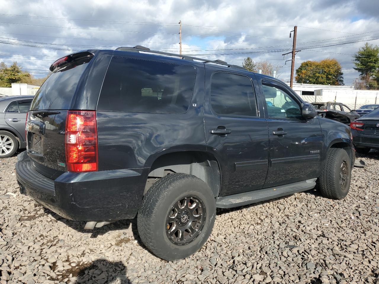2011 CHEVROLET Tahoe