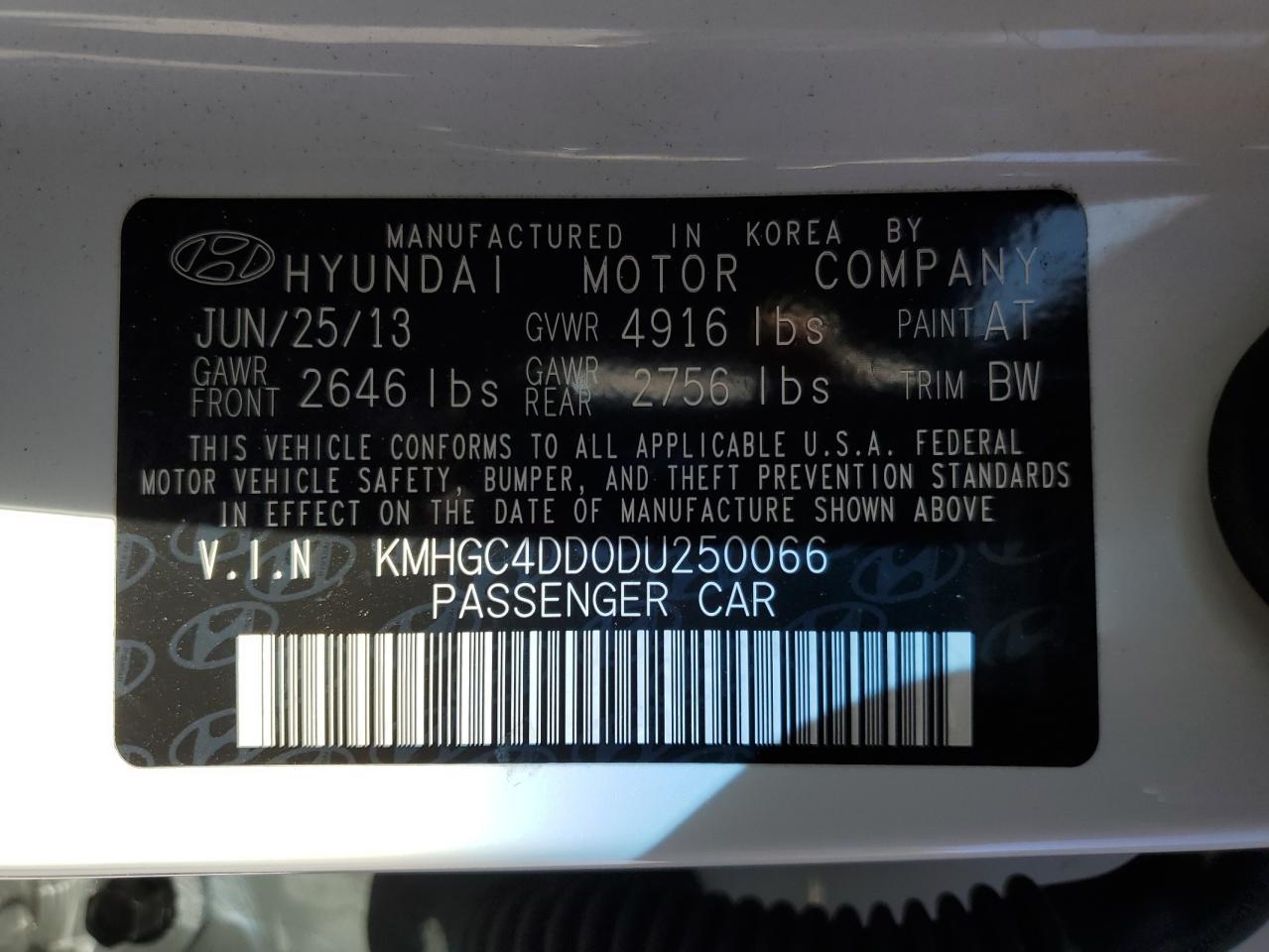 2013 HYUNDAI GENESIS