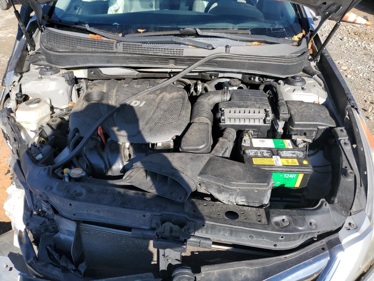 2011 HYUNDAI SONATA