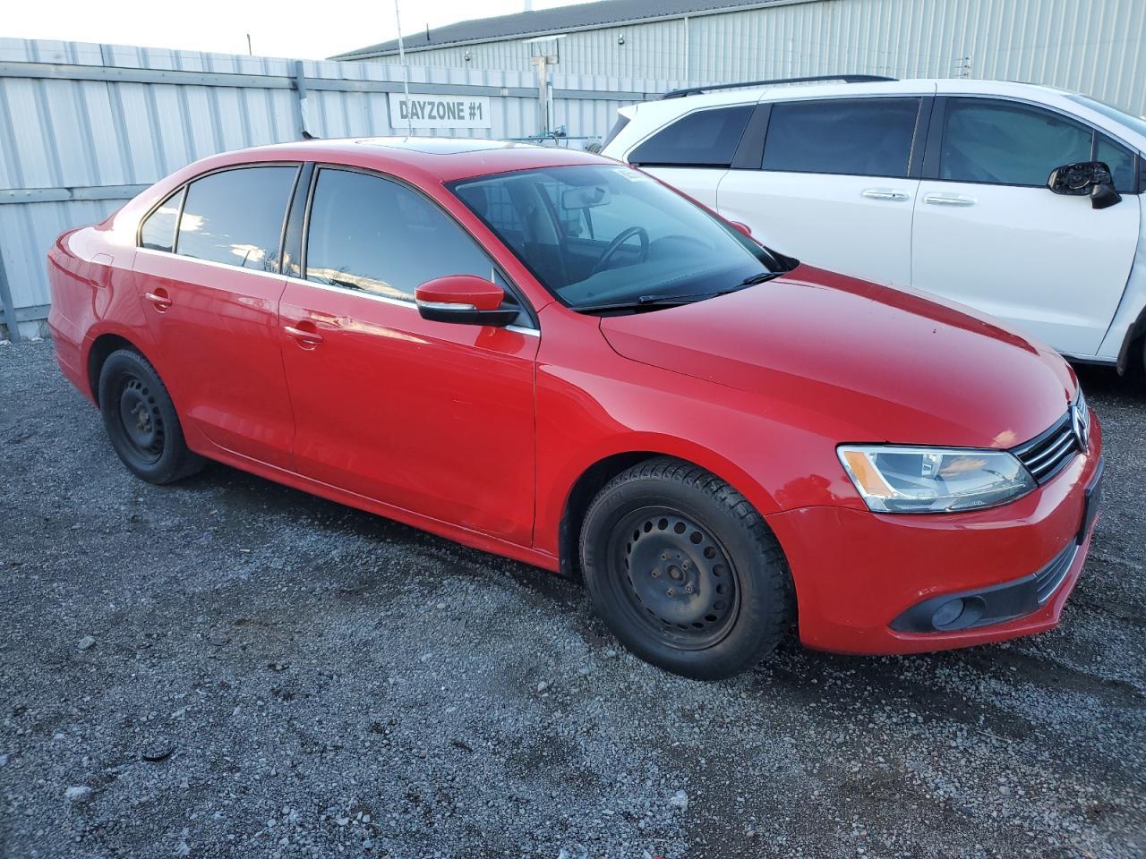 2014 VOLKSWAGEN JETTA