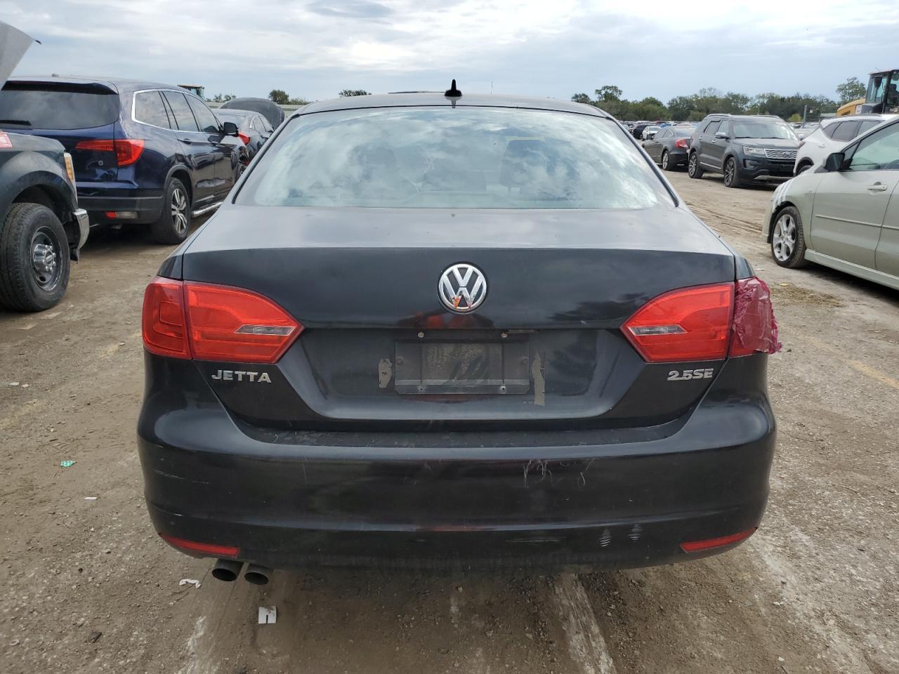 2013 VOLKSWAGEN JETTA