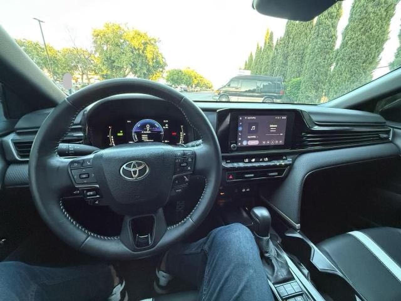 2025 TOYOTA CAMRY