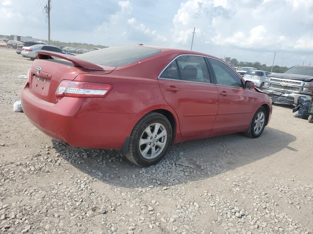 2011 TOYOTA CAMRY