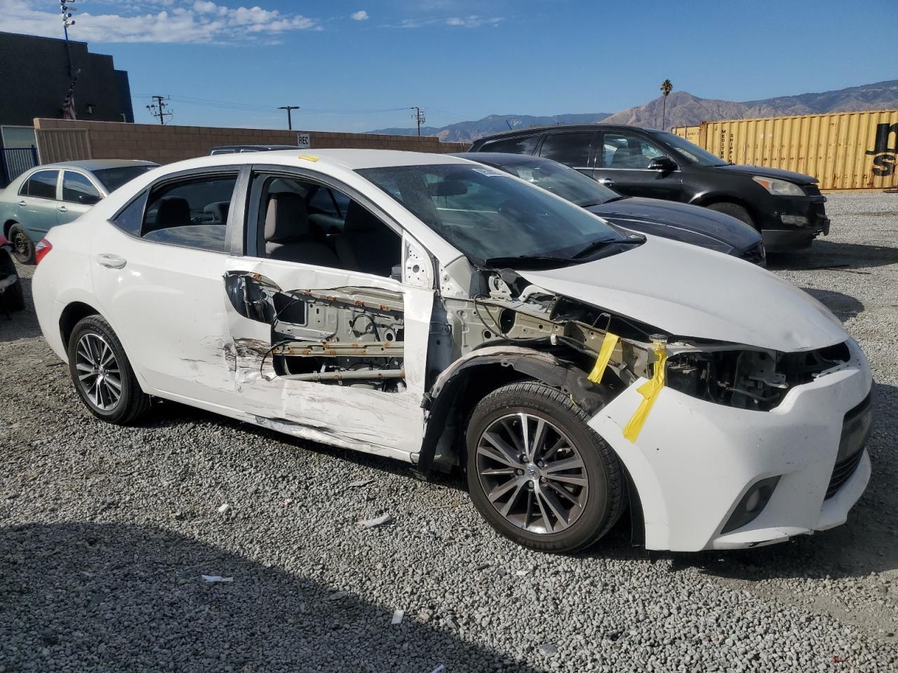 2016 TOYOTA COROLLA