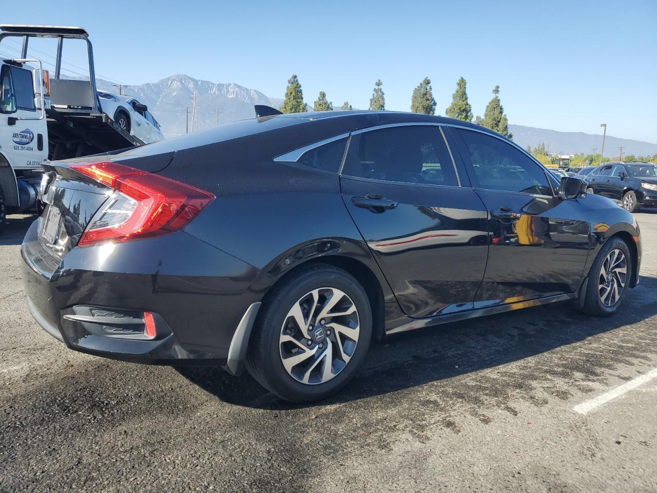 2018 HONDA CIVIC