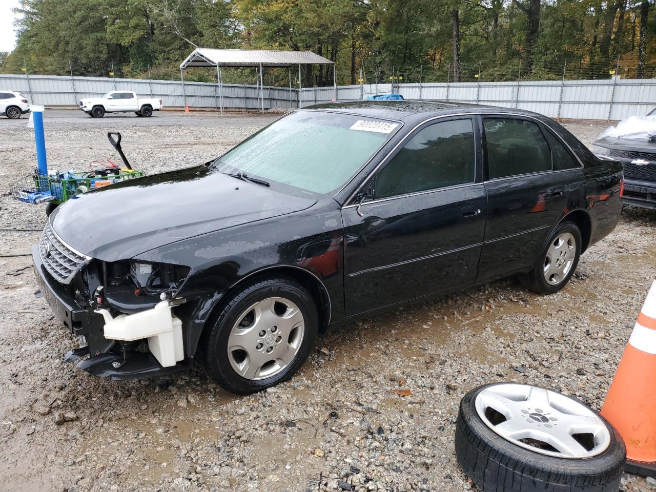 2004 TOYOTA Avalon
