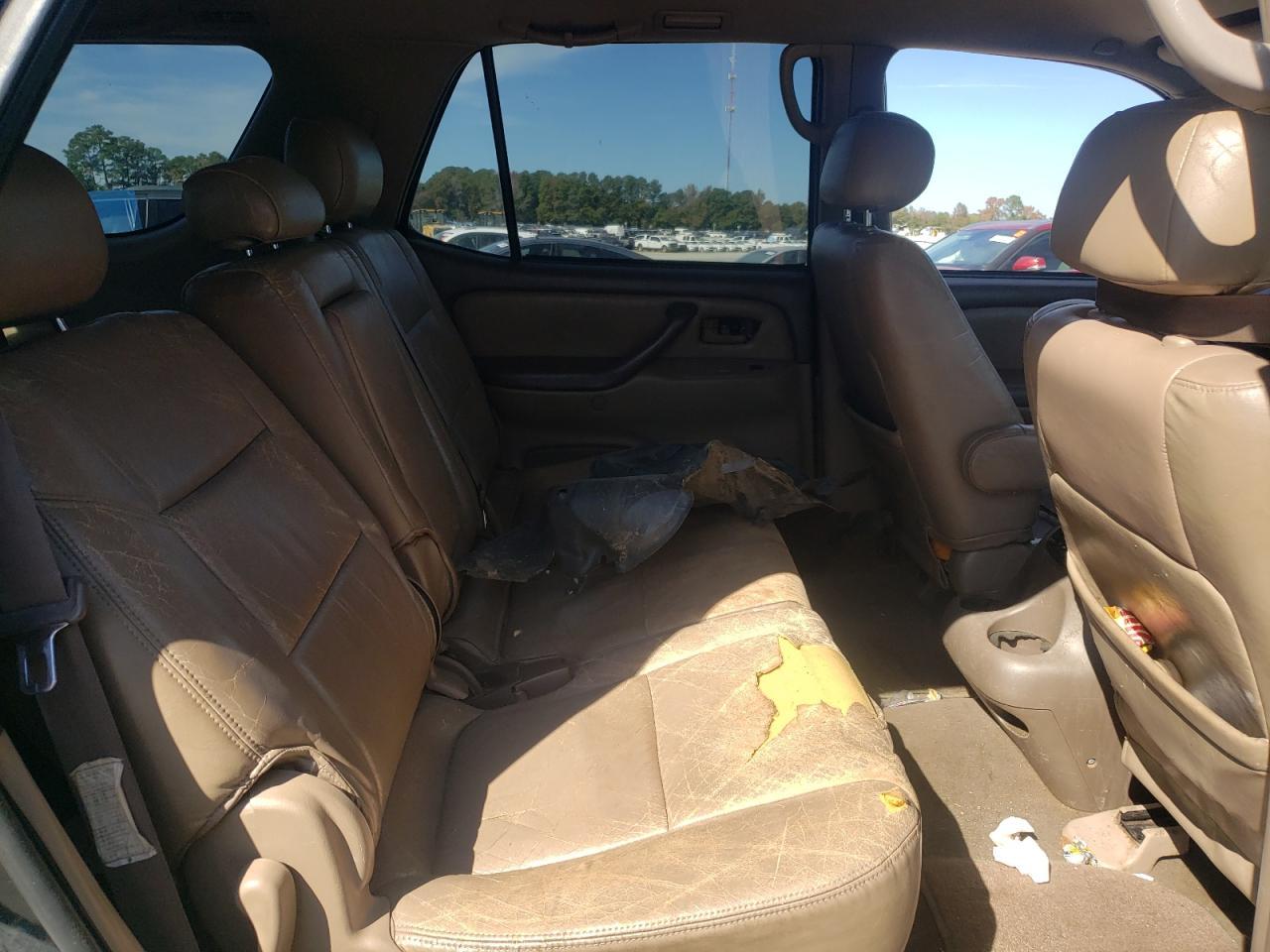 2002 TOYOTA Sequoia