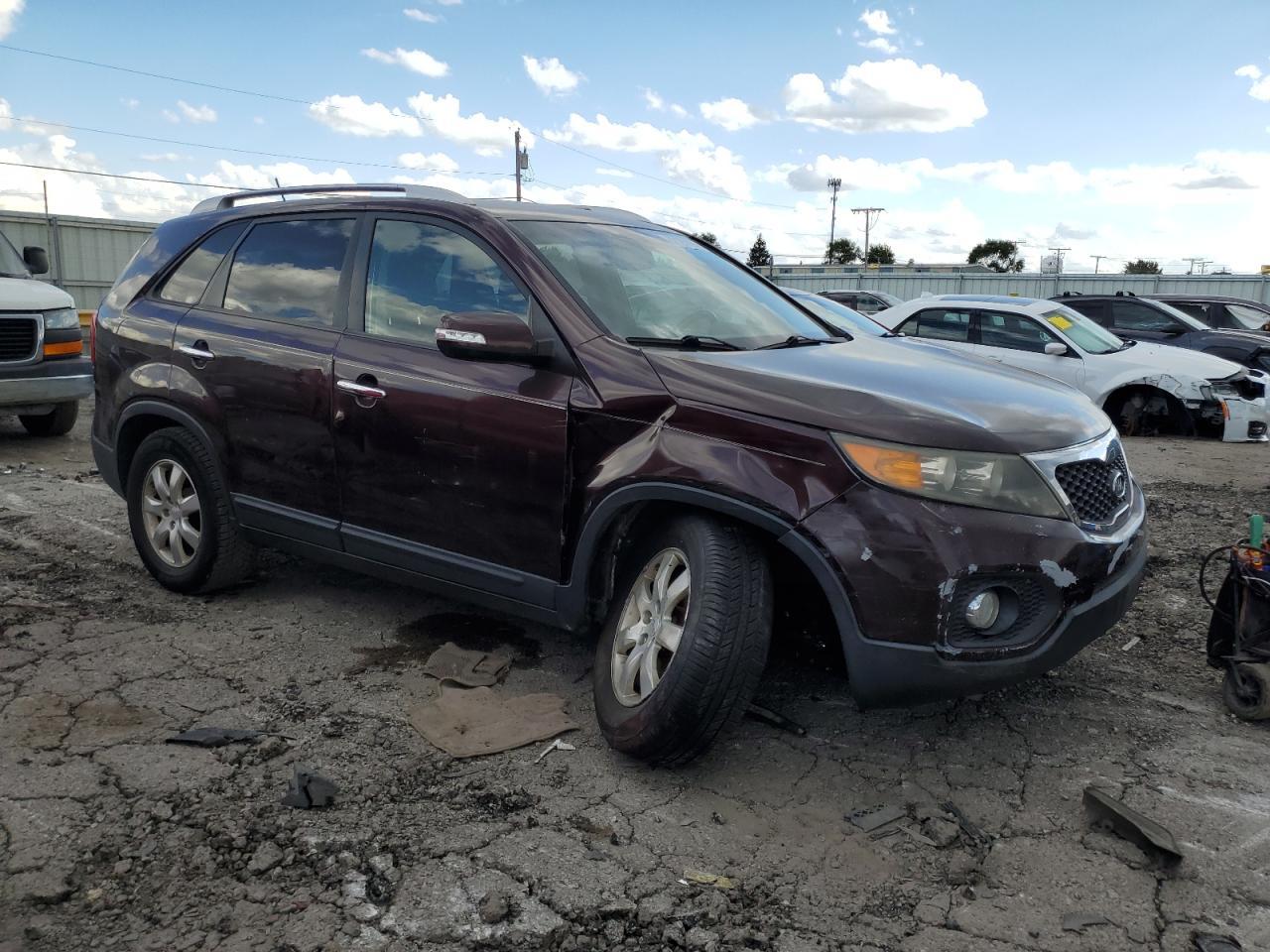 2011 KIA SORENTO