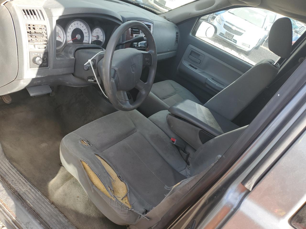 2005 DODGE Dakota