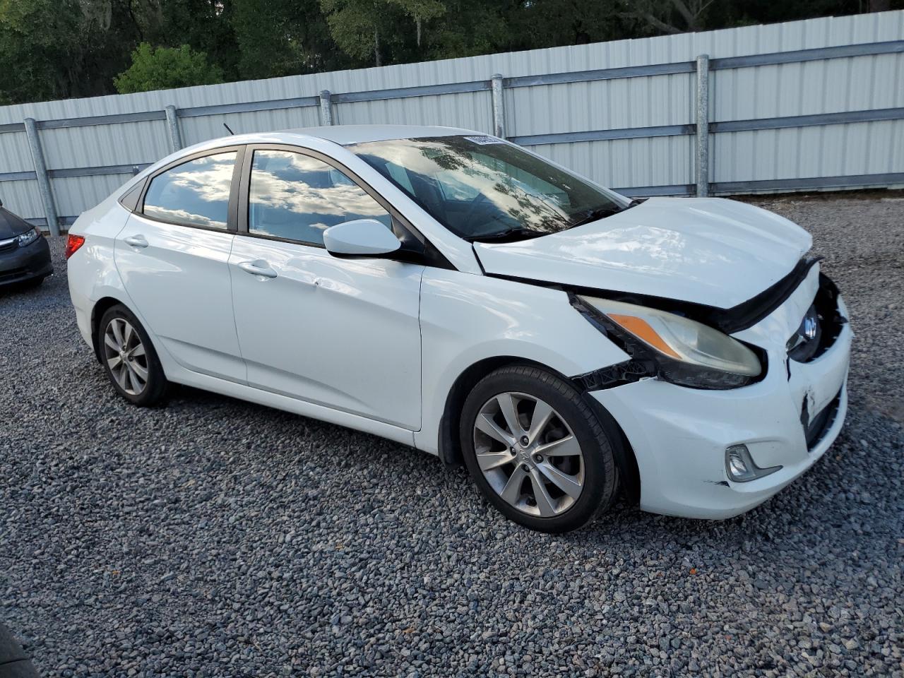 2014 HYUNDAI ACCENT