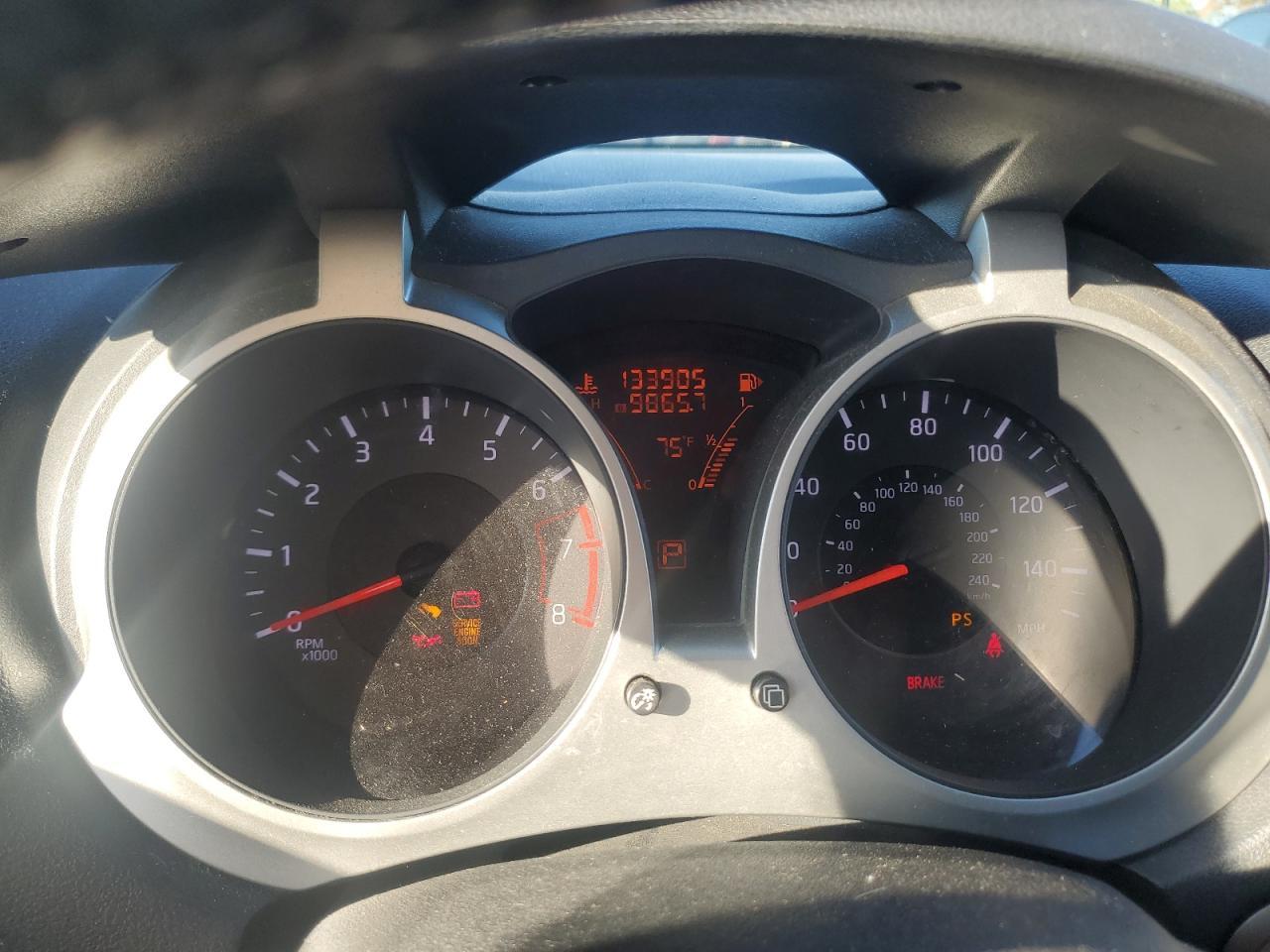 2013 NISSAN Juke