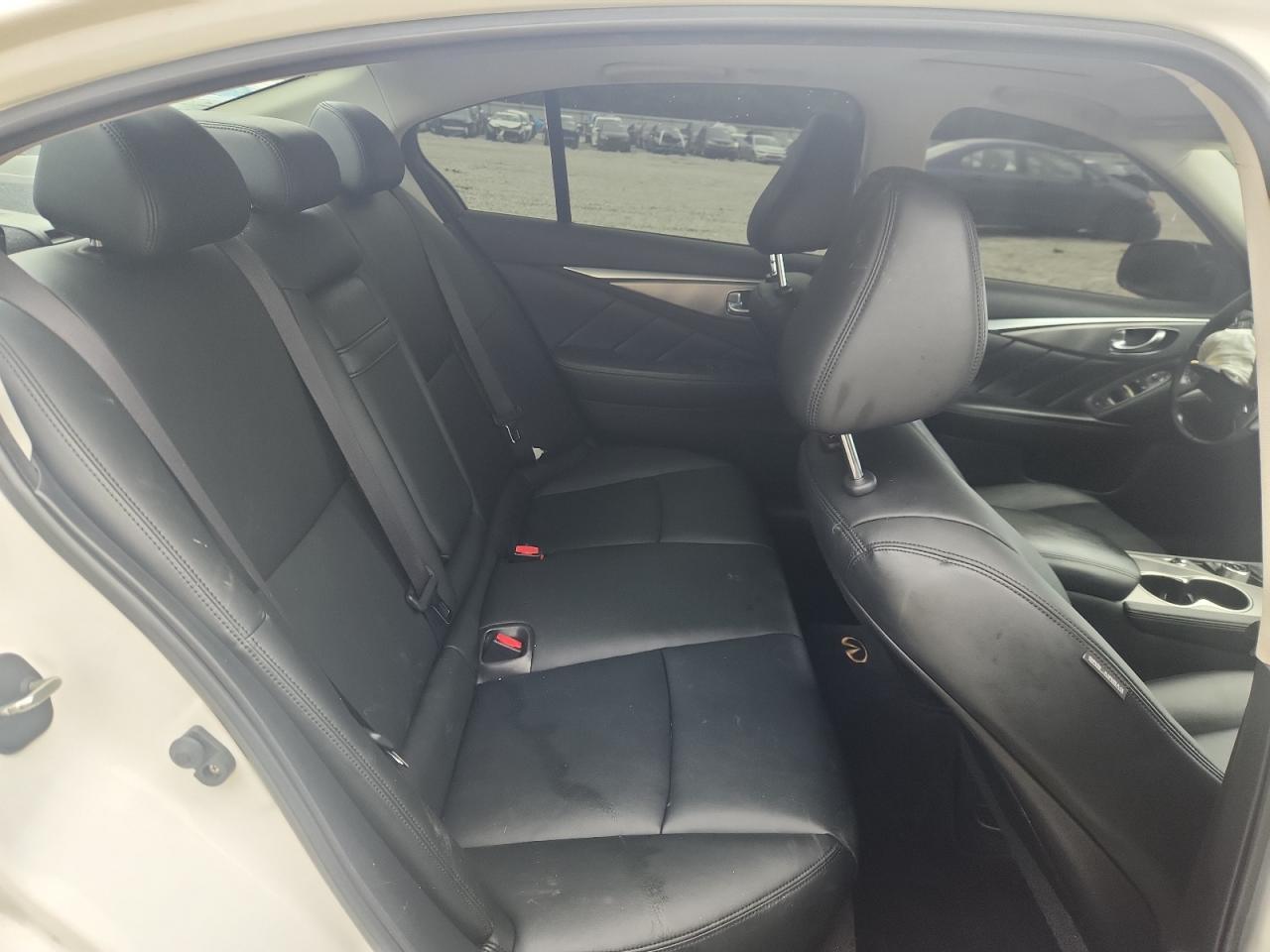 2014 INFINITI Q50