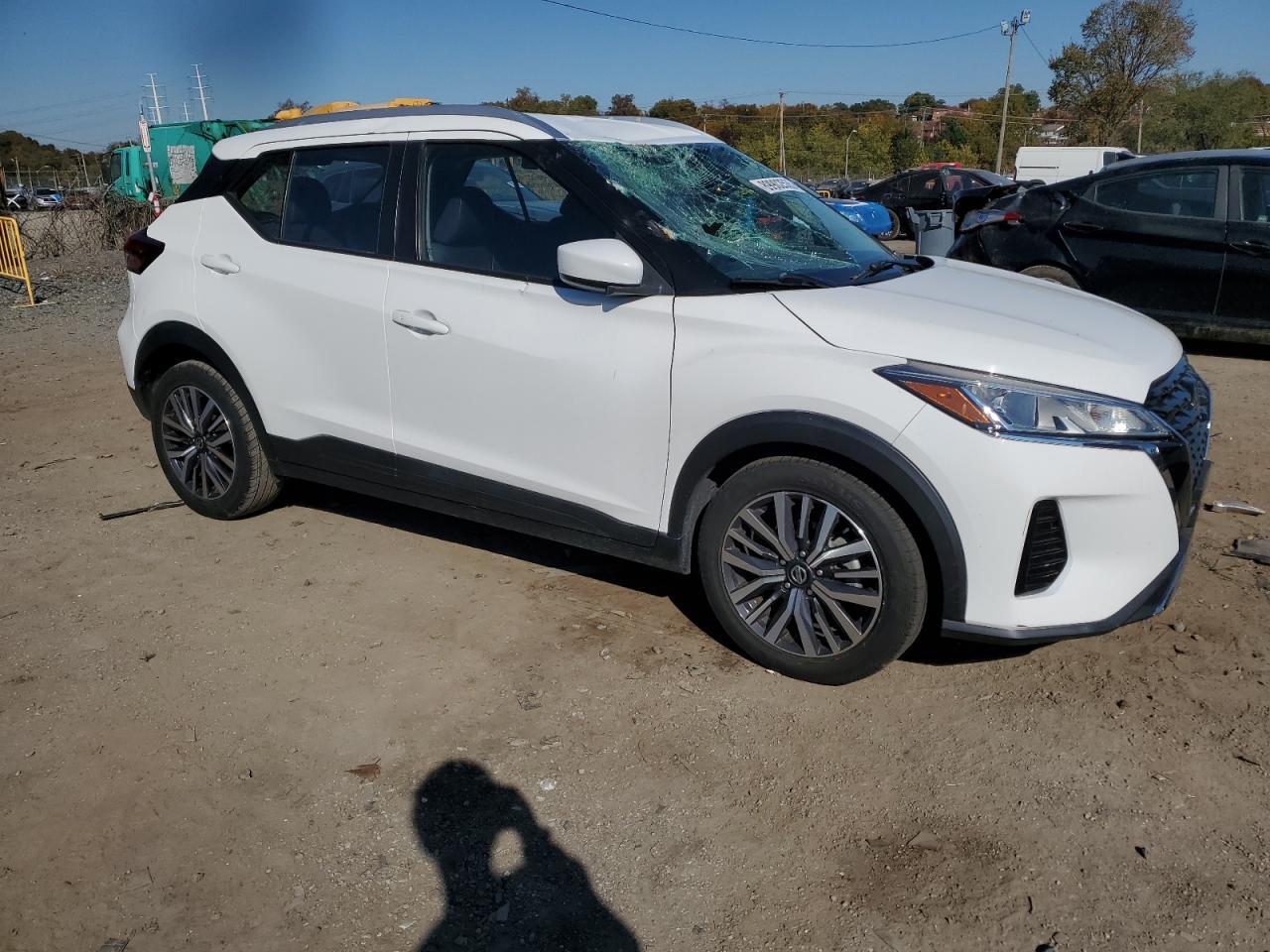 2021 NISSAN KICKS