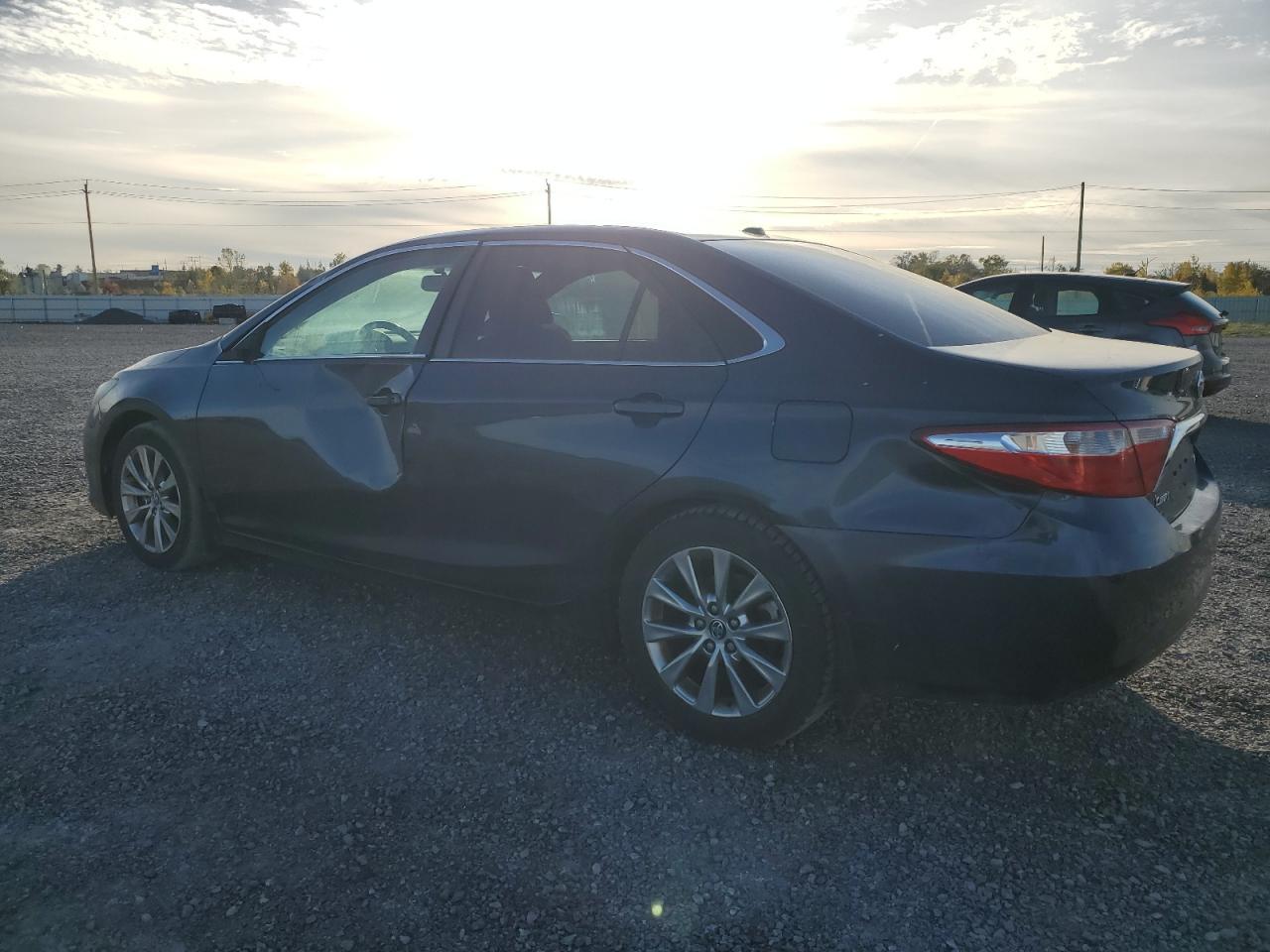 2015 TOYOTA CAMRY