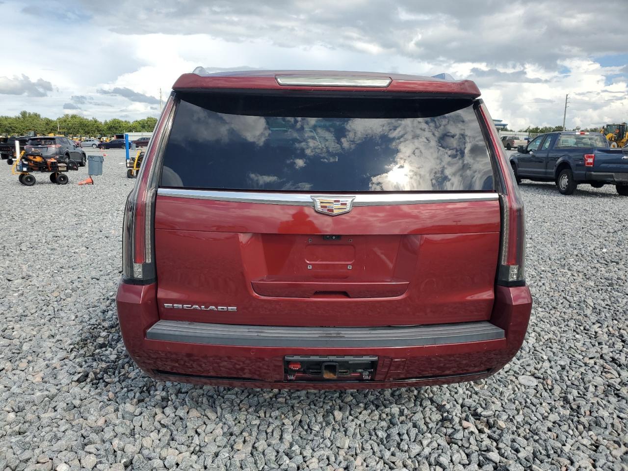 2017 CADILLAC Escalade ESV