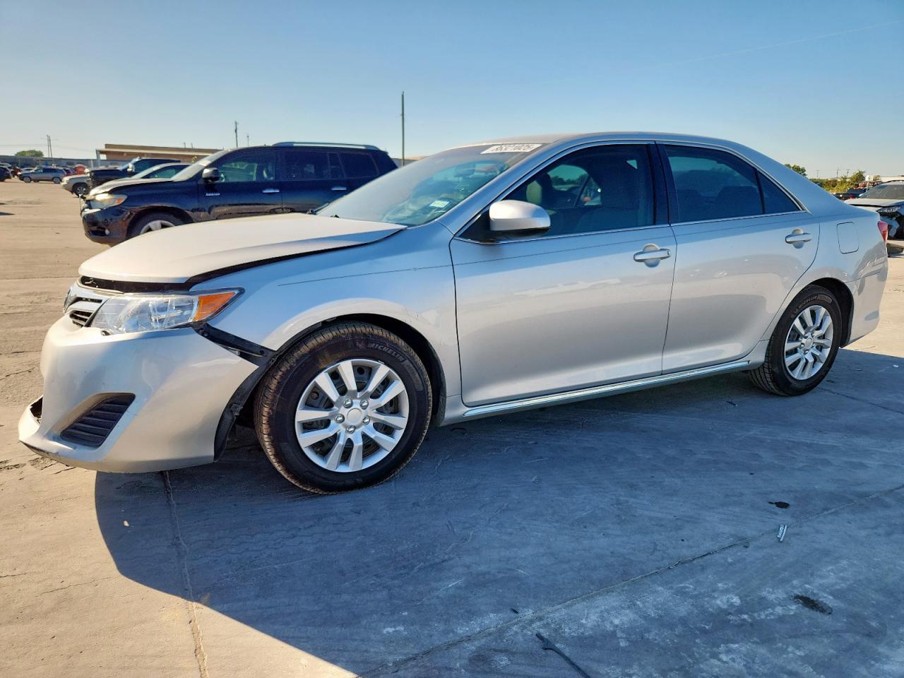 2014 TOYOTA CAMRY