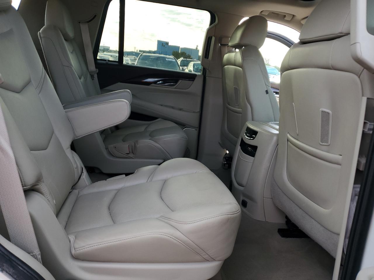 2015 CADILLAC ESCALADE