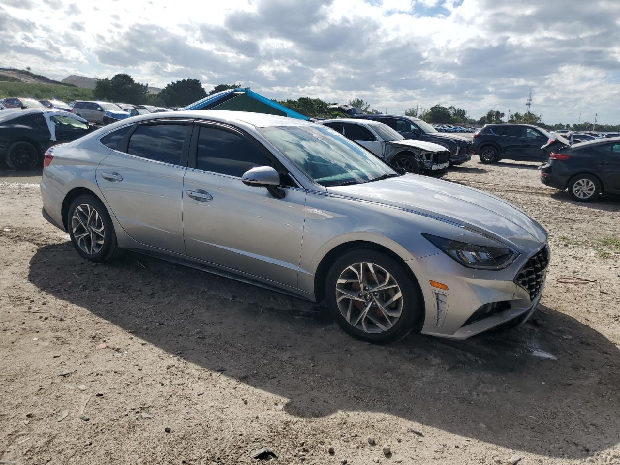 2021 HYUNDAI SONATA