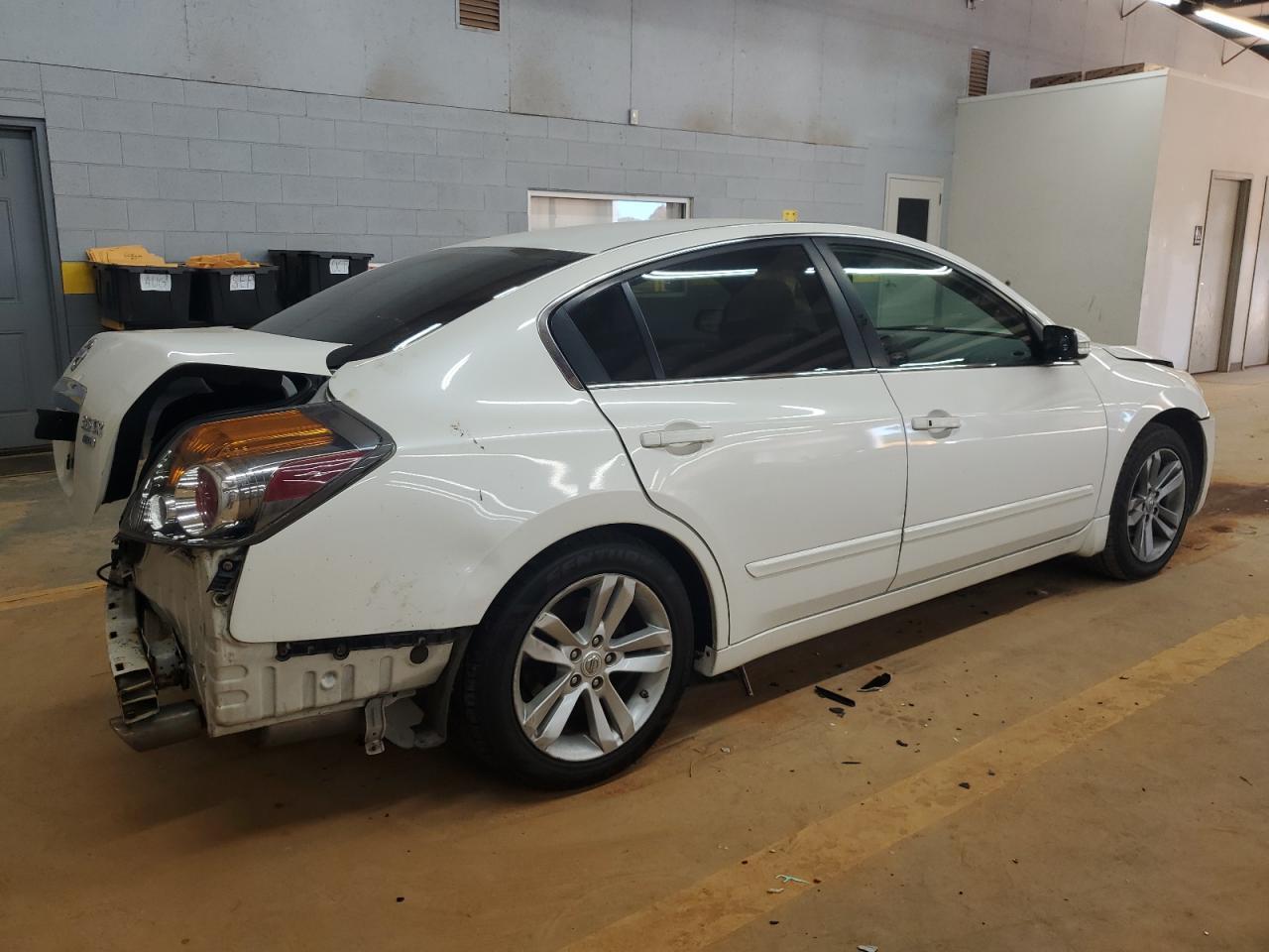 2012 NISSAN ALTIMA