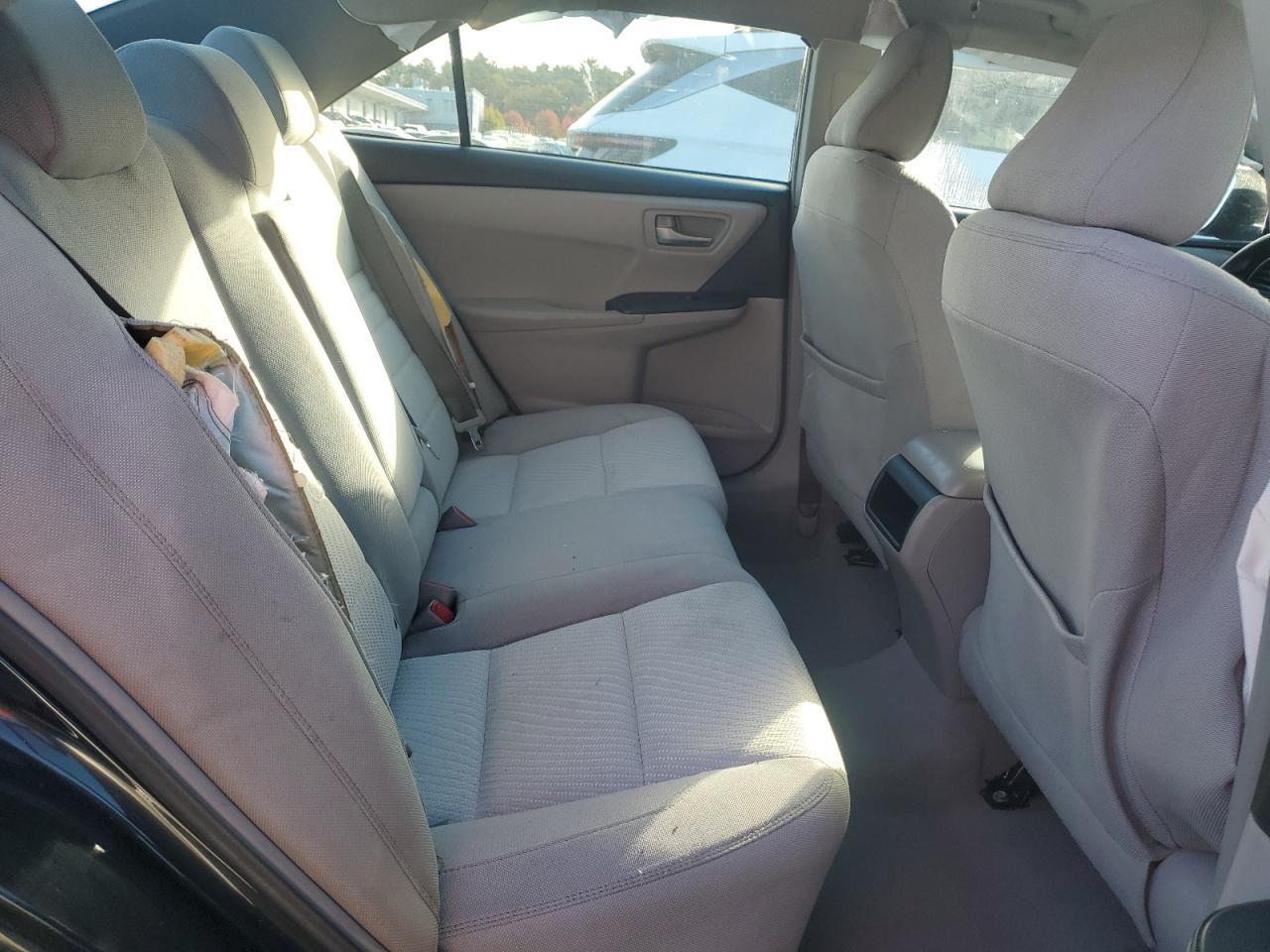 2016 TOYOTA CAMRY