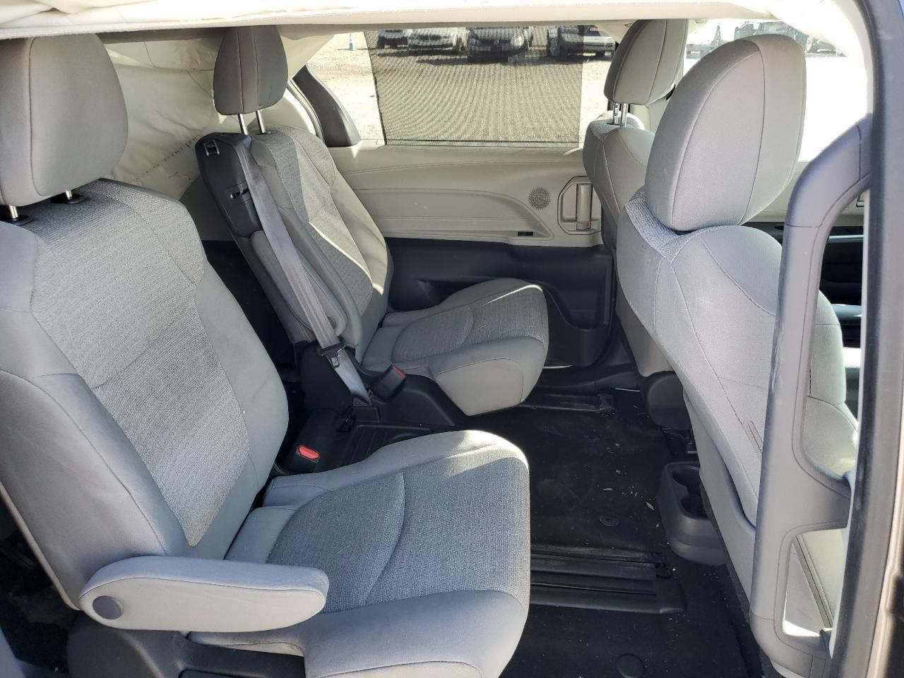 2023 TOYOTA SIENNA